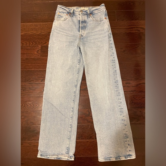 Levis Ribcage Straight Ankle Jeans (Size 25) - Picture 1 of 4